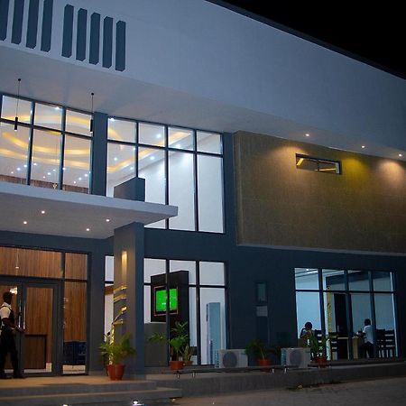 Hotel Capitol Ikeja Luaran gambar