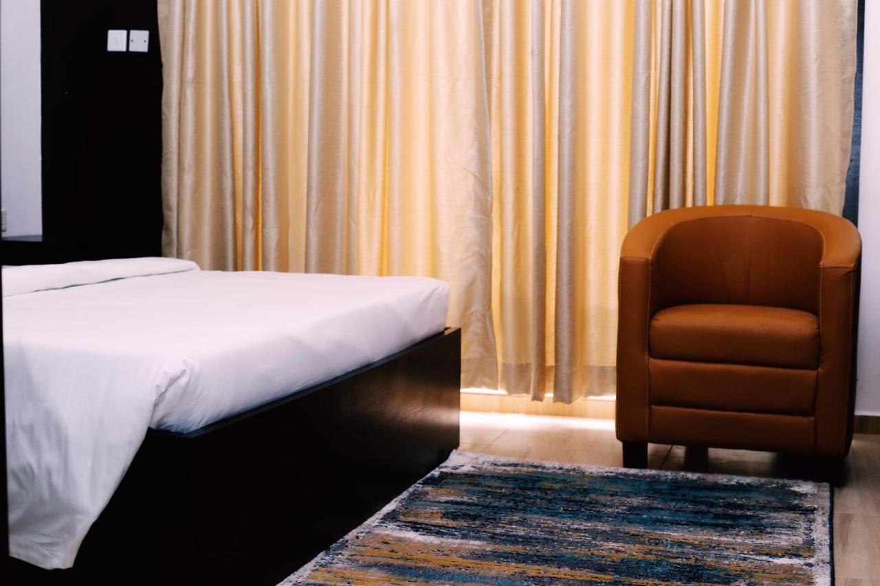 Hotel Capitol Ikeja Luaran gambar