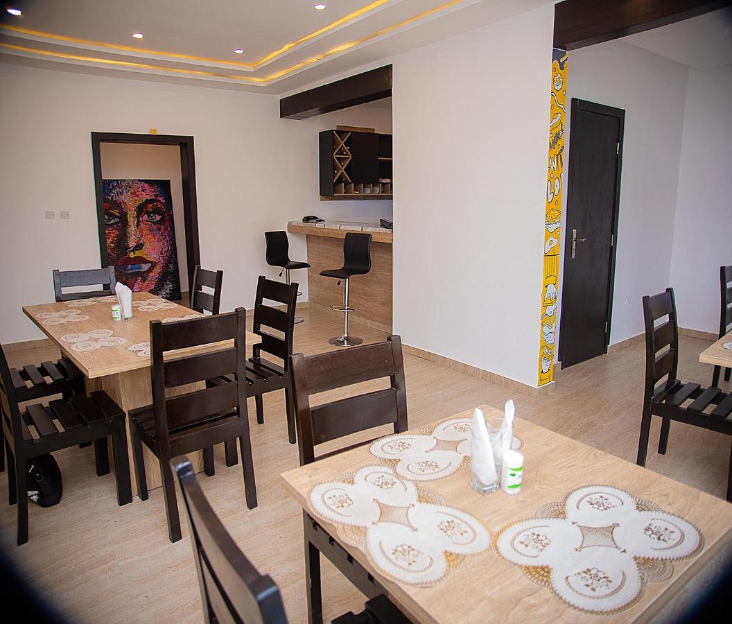 Hotel Capitol Ikeja Luaran gambar