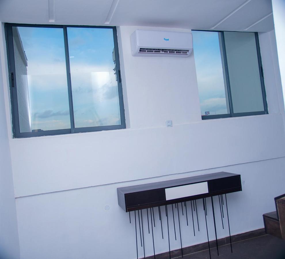 Hotel Capitol Ikeja Luaran gambar