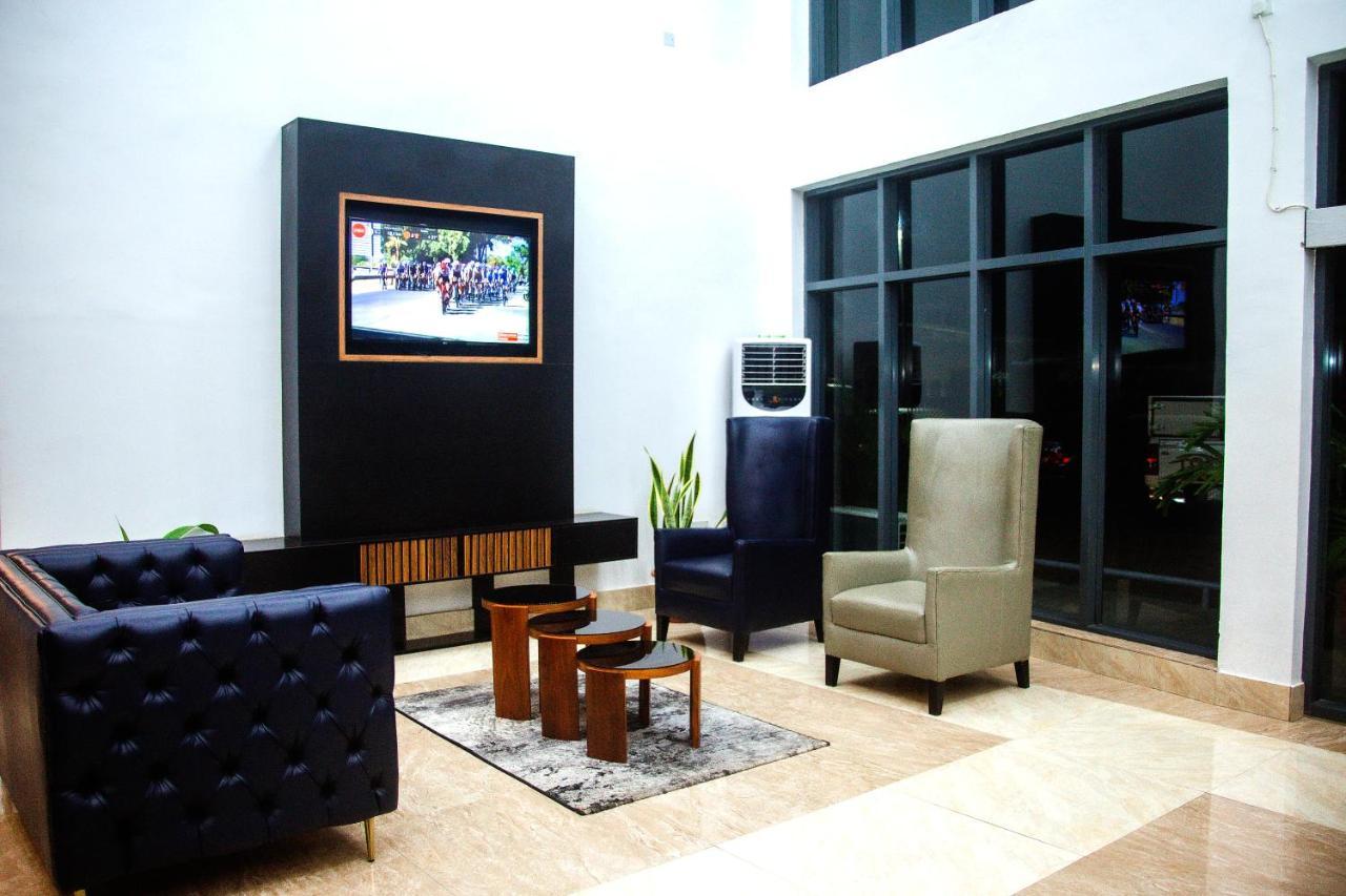 Hotel Capitol Ikeja Luaran gambar