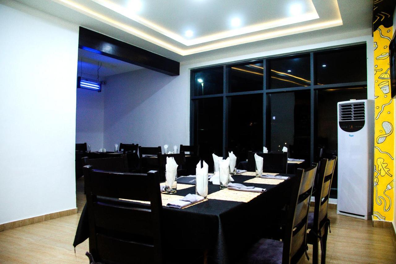 Hotel Capitol Ikeja Luaran gambar