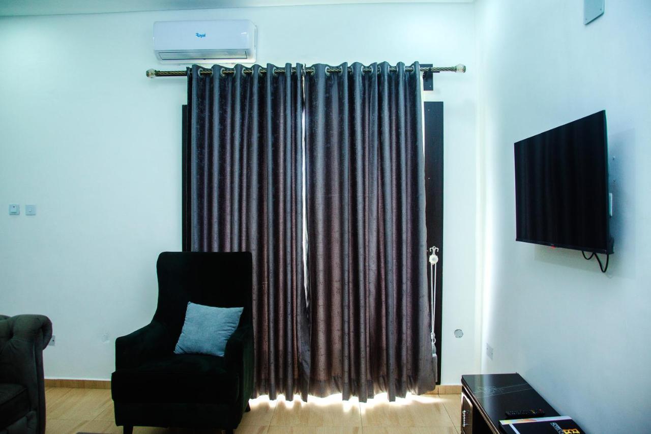 Hotel Capitol Ikeja Luaran gambar